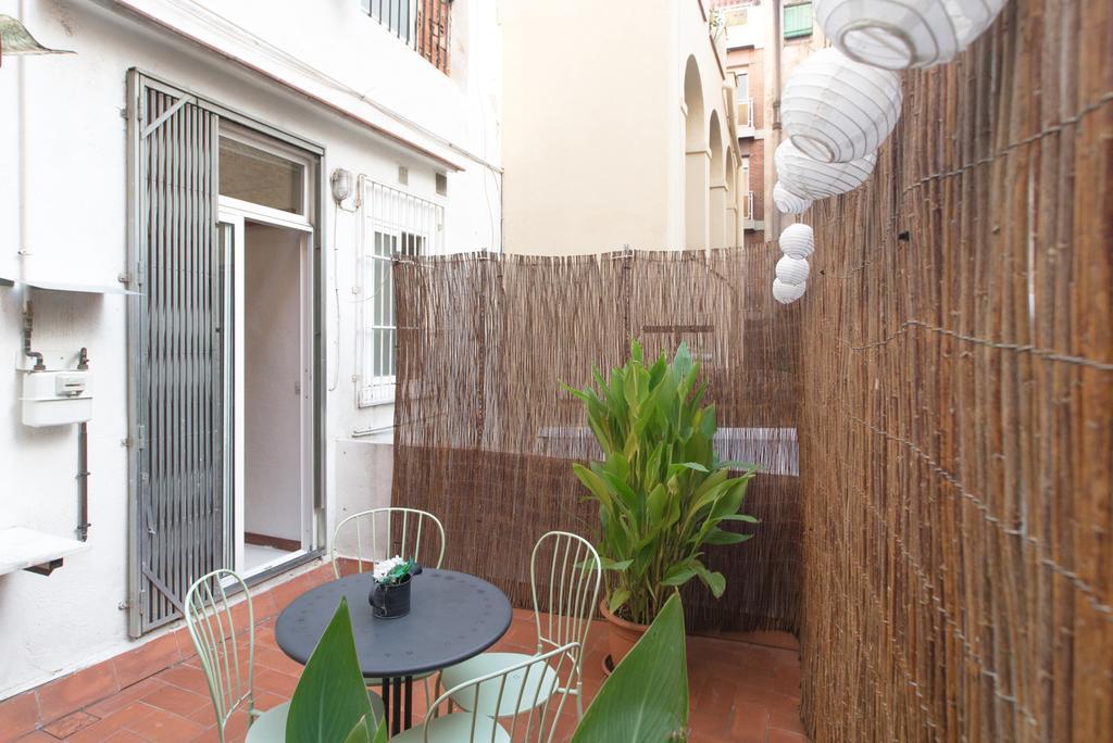 Sweet Bcn Apartments Barcelona Exterior foto